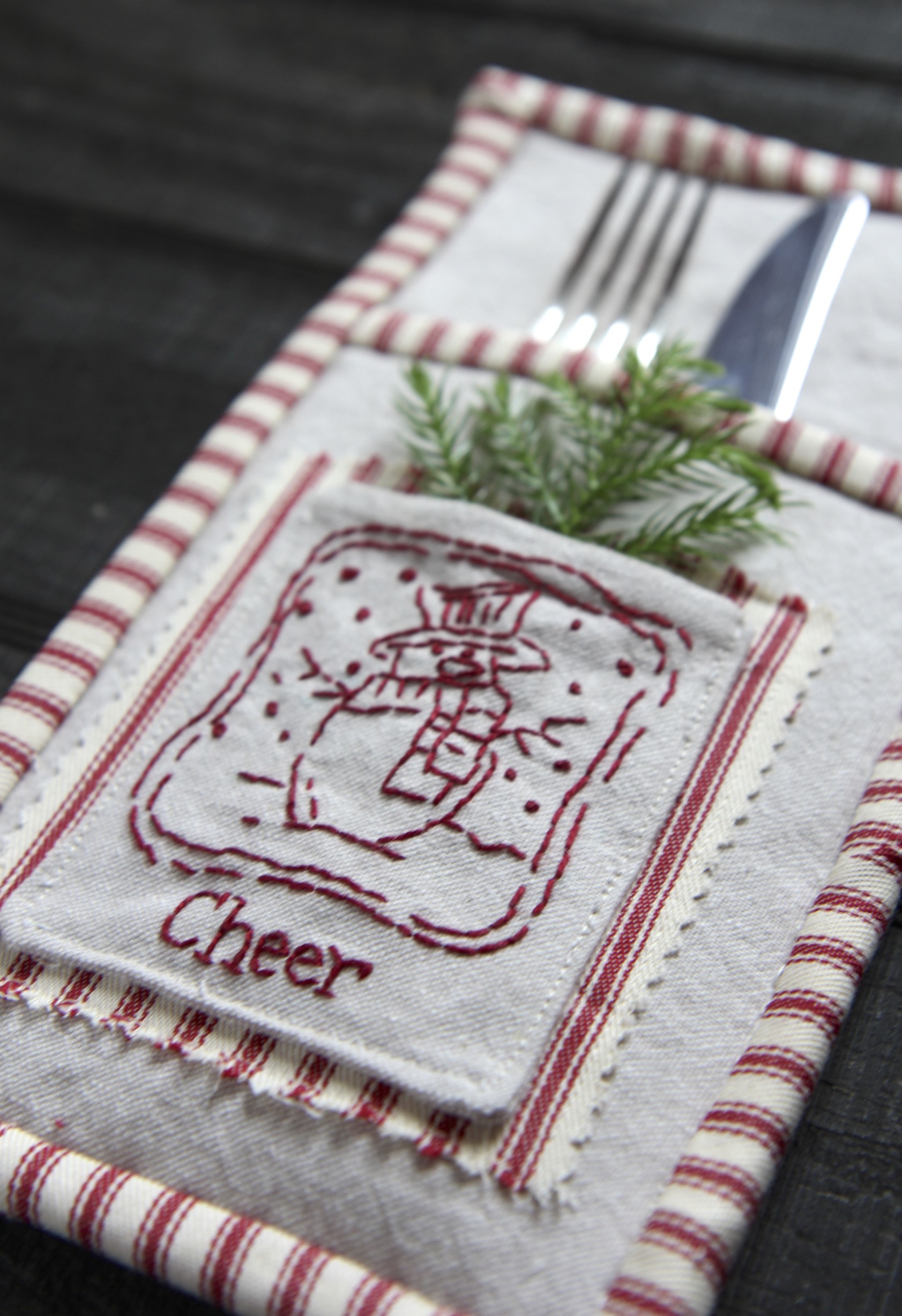 Cheer Flatware Holder