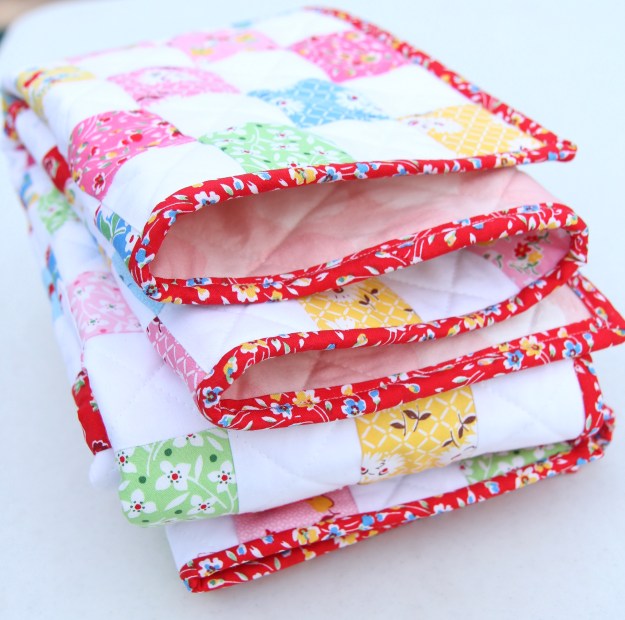 Sugar Sack Quilt Binding Detail